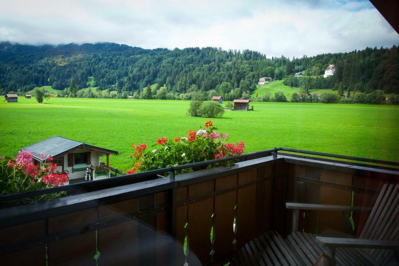 Gaestehaus Weller Oberstdorf Dış mekan fotoğraf